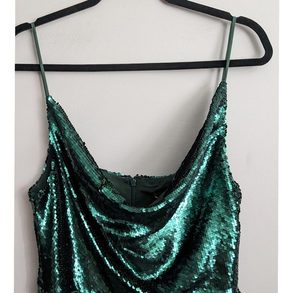 Black Halo Lucy Dress in Jelly Bean - Picture 4 of 7